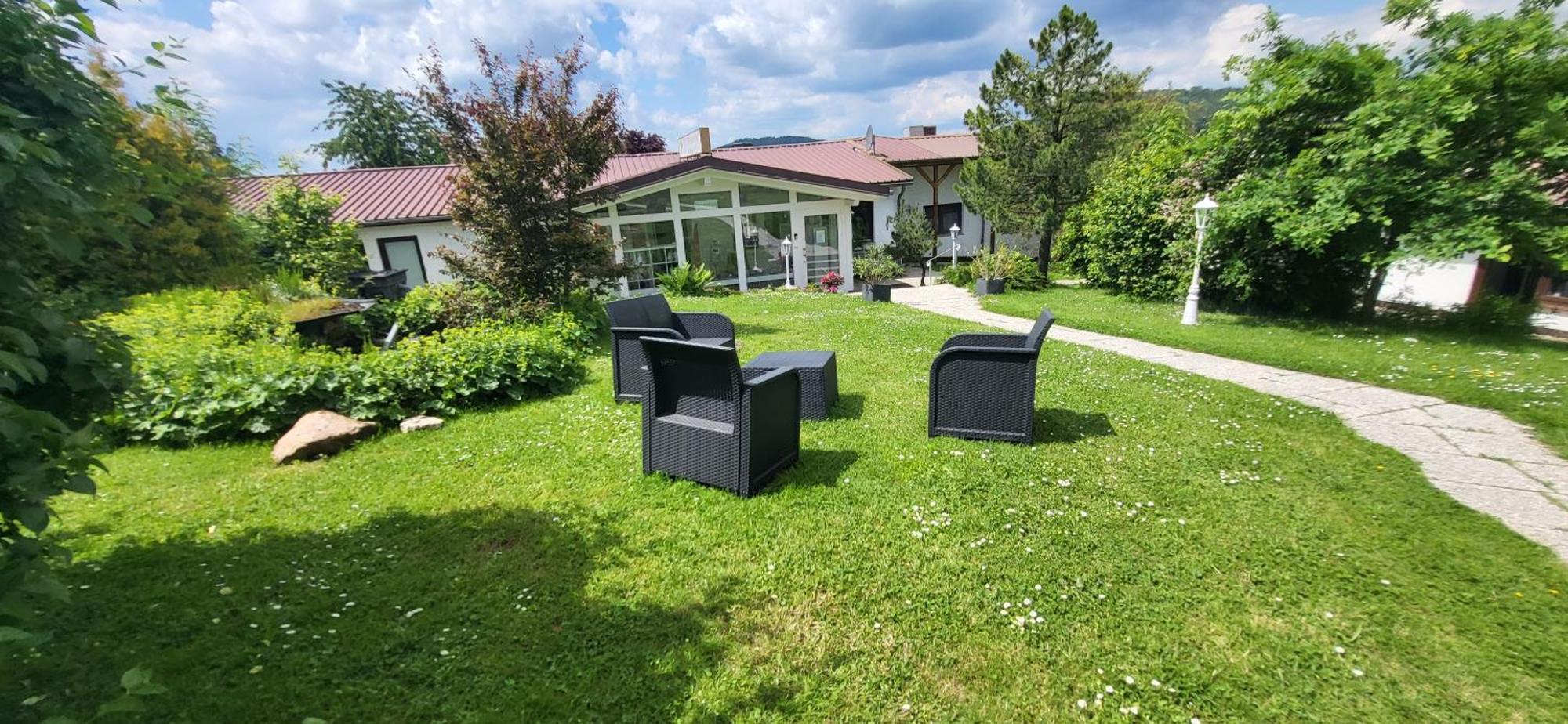 D&B Staycation Ferienpark Niedenstein Zewnętrze zdjęcie